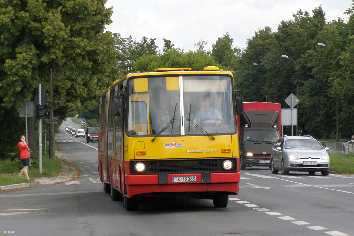 Ikarus 280.70E #228
