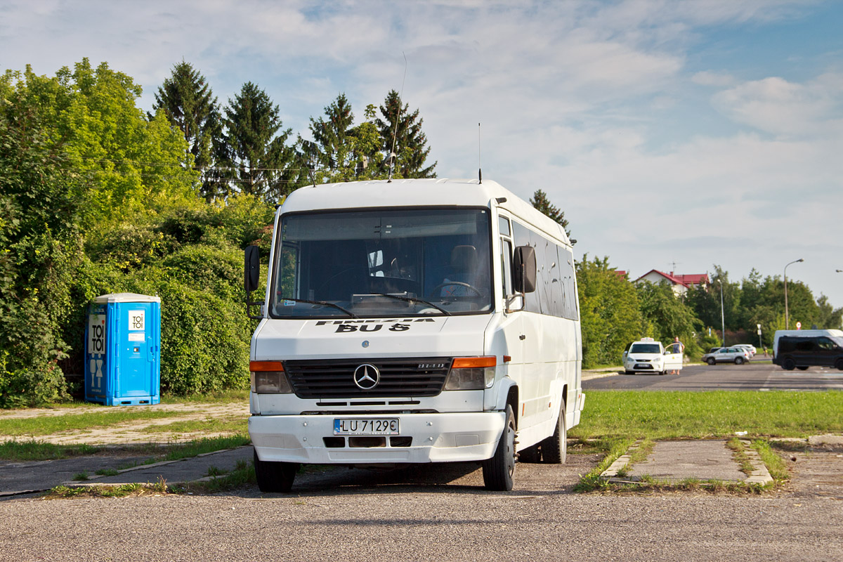 Mercedes-Benz 814 D #LU 7129C