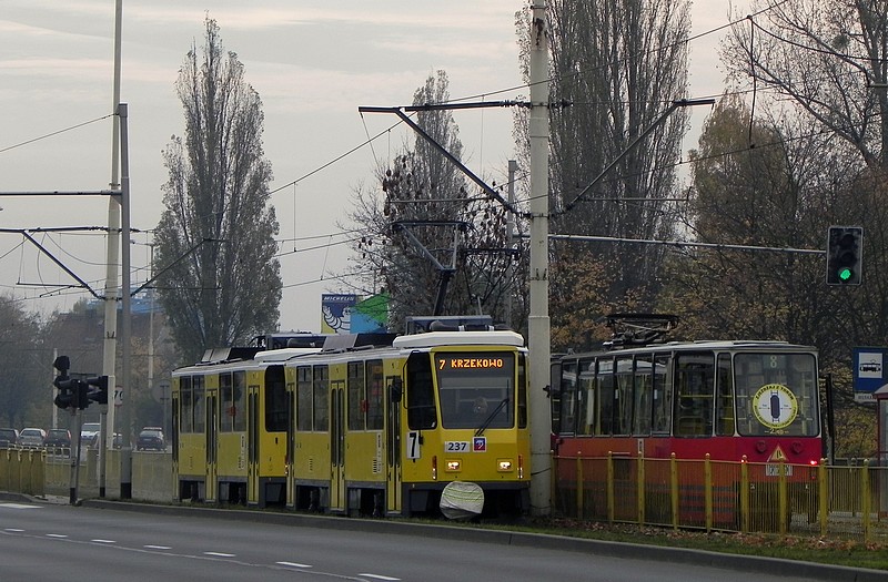 Tatra T6A2 #237