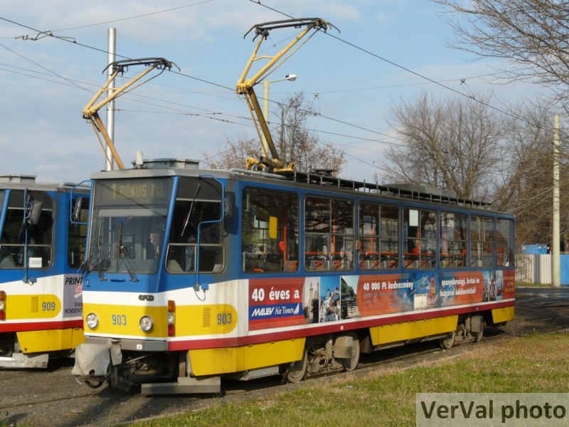 Tatra T6A2H #903