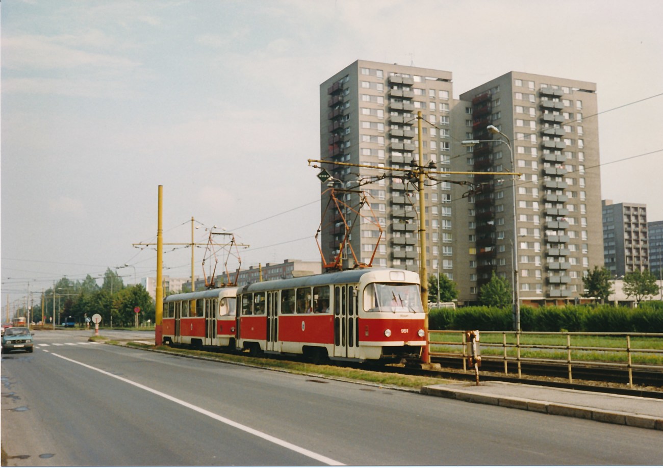 Tatra T3SUCS #951
