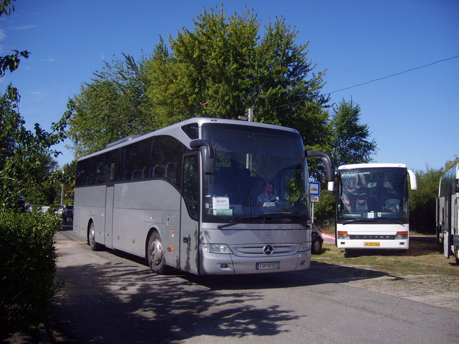 Mercedes-Benz Tourismo 15RHD #KN-969CE