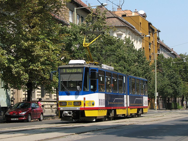 Tatra KT4DME #203