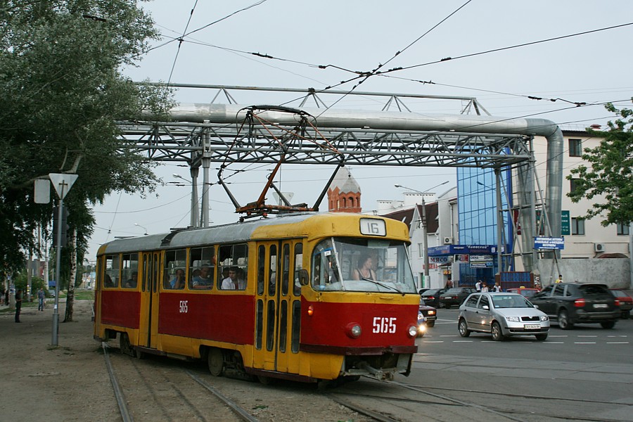 Tatra T3SU #565