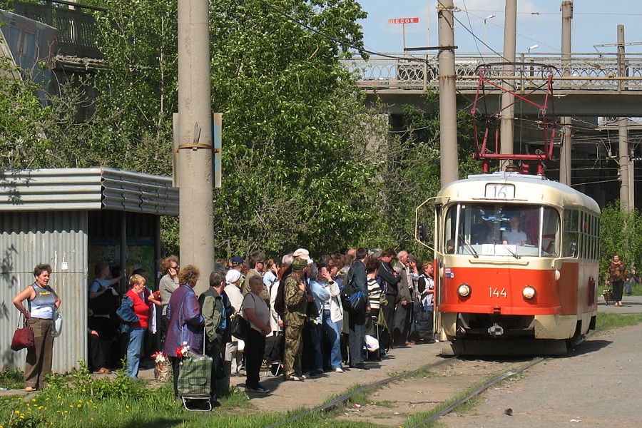 Tatra T3SU #144