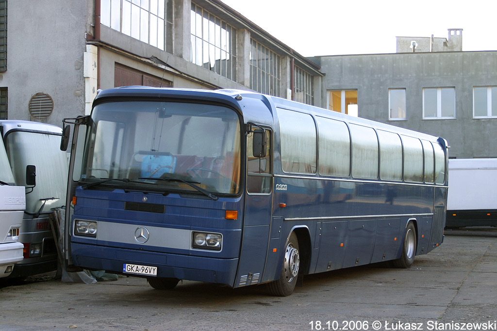 Mercedes-Benz O303-15KHP-L #GKA 96VY