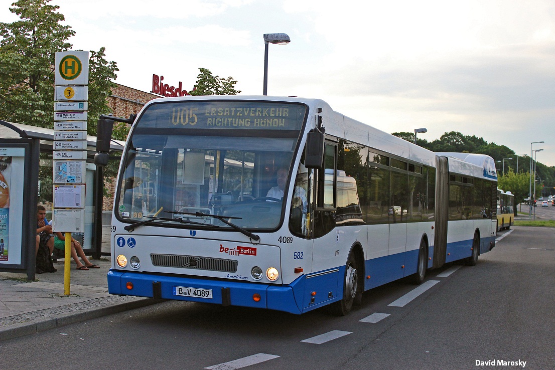 Volvo B7LA / Berkhof Jonckheer #B-V 4089