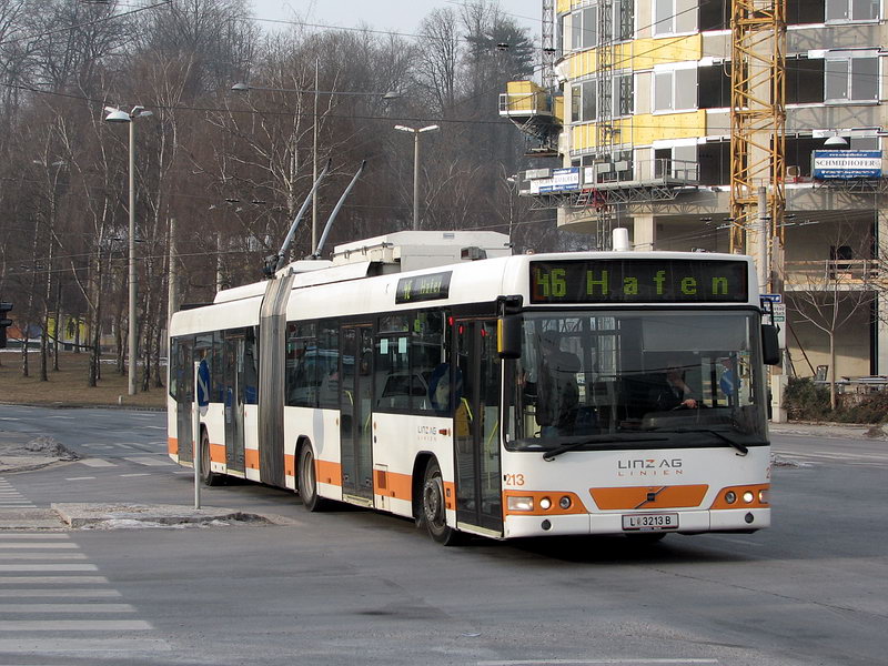Volvo 7000AT #213