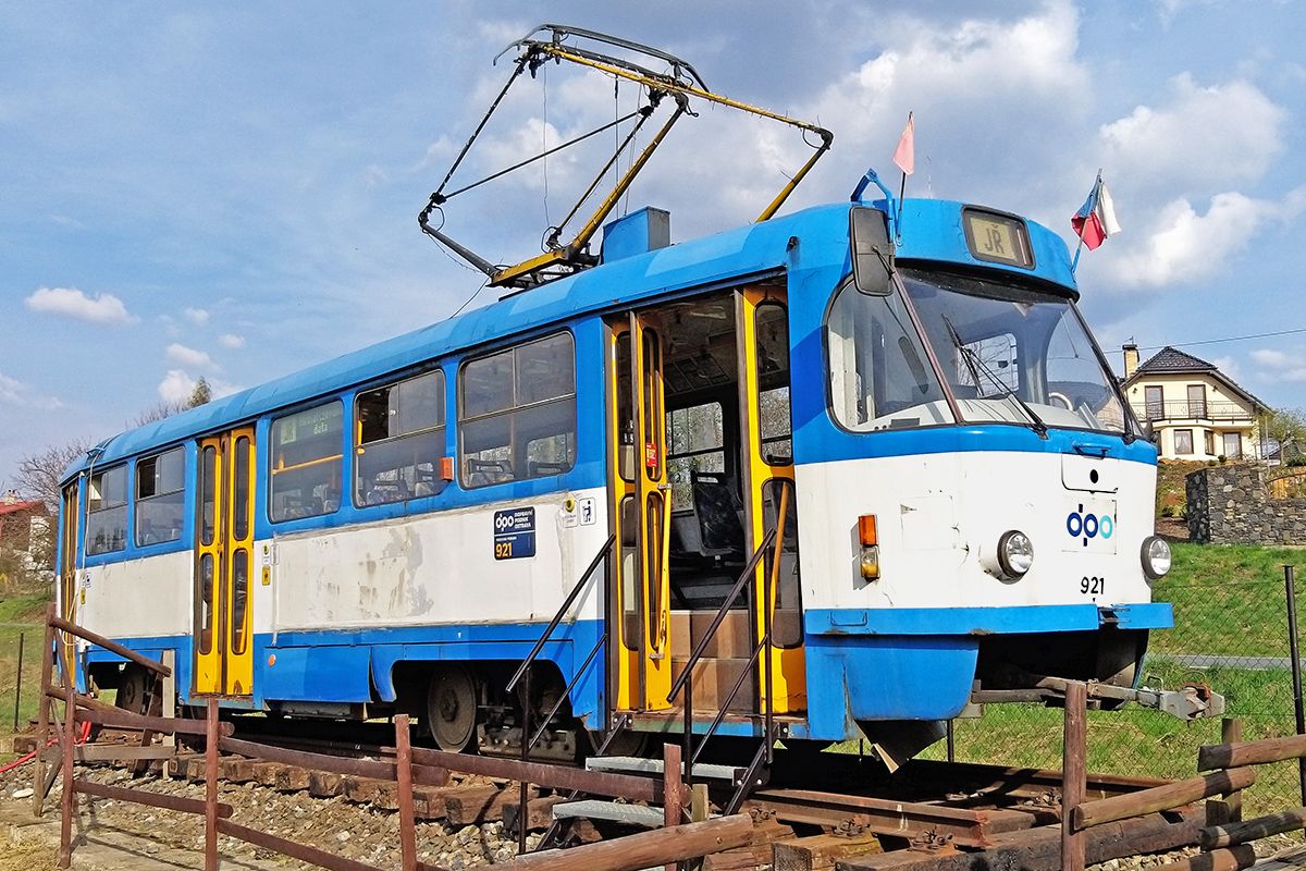 Tatra T3SUCS #921