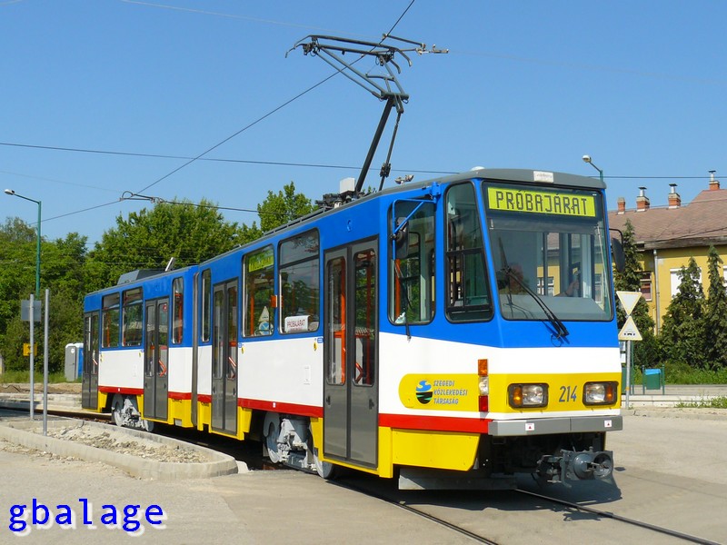 Tatra KT4DM #214