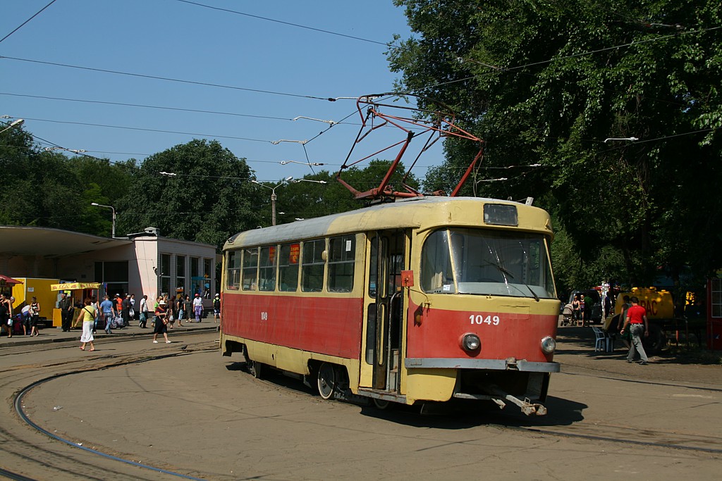 Tatra T3SU #1049